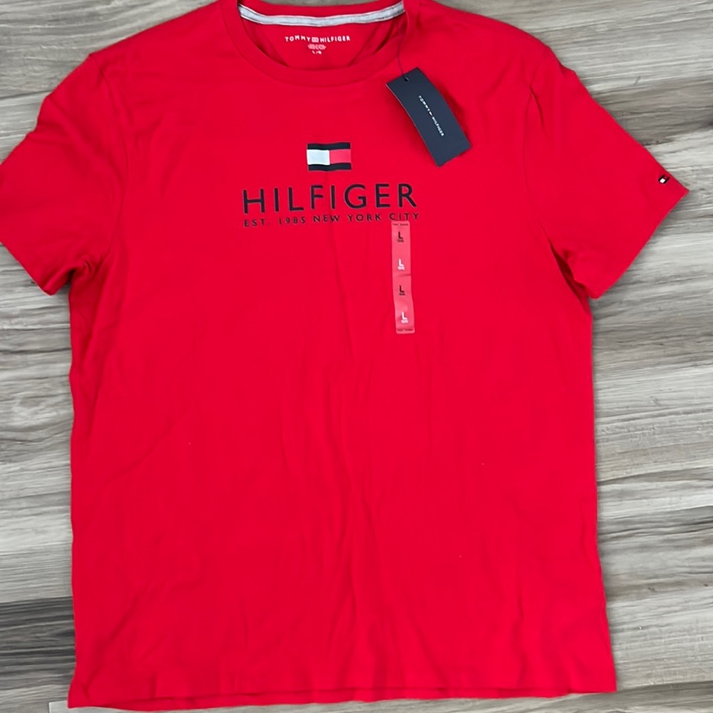 Hilfiger t-shirt size large